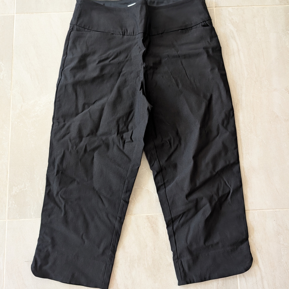 Black Tummy Control Capris - Picture 4 of 8